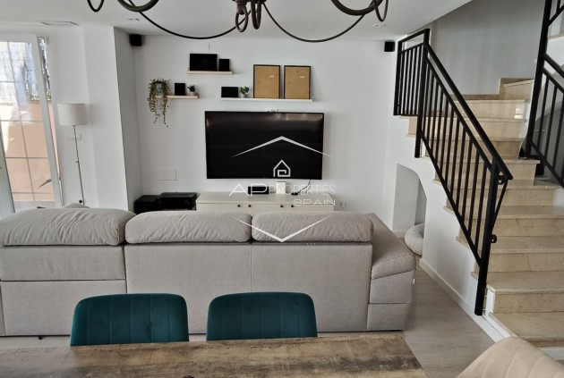 Reventa - Villa - Independiente -
Aspe - Urb. Nuevo Montesol de Aspe	