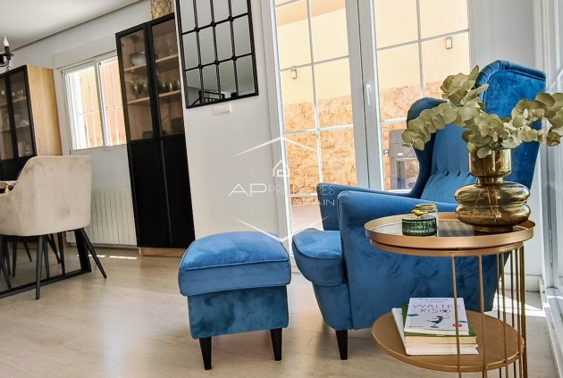 Reventa - Villa - Independiente -
Aspe - Urb. Nuevo Montesol de Aspe	