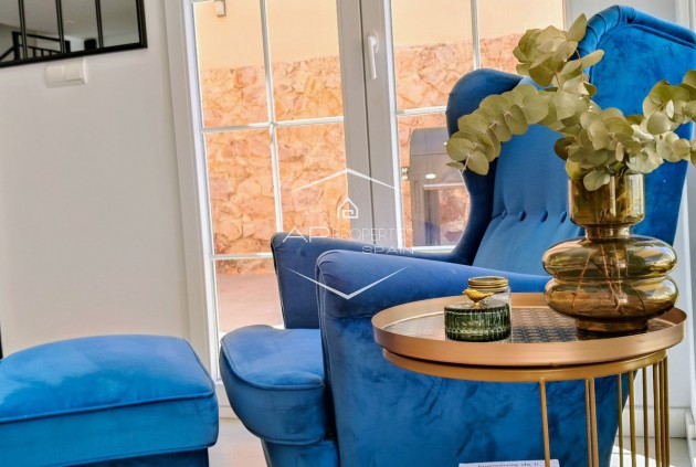 Reventa - Villa - Independiente -
Aspe - Urb. Nuevo Montesol de Aspe	