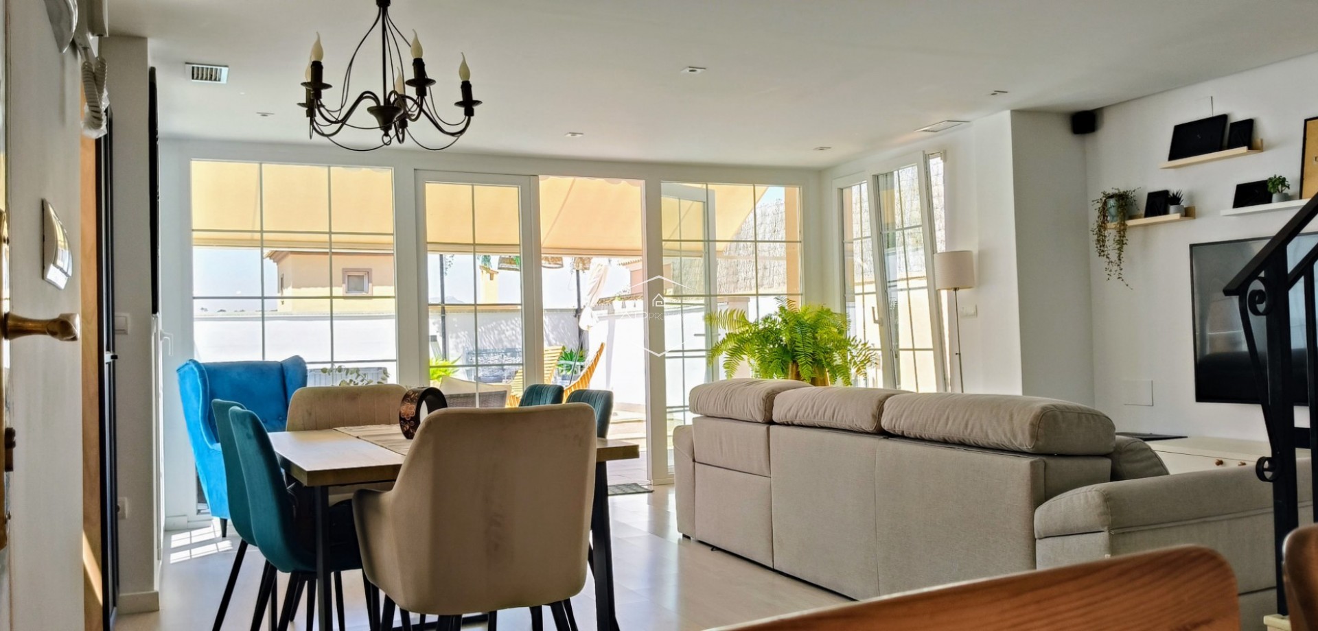 Reventa - Villa - Independiente -
Aspe - Urb. Nuevo Montesol de Aspe	