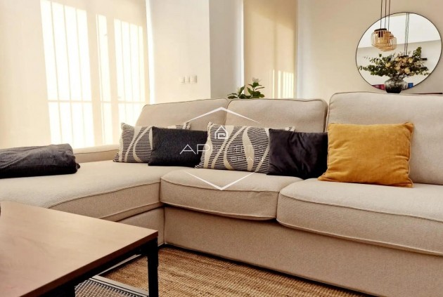 Nowy budynek - Willa - Dom wolnostojący -
Lorca - Purias