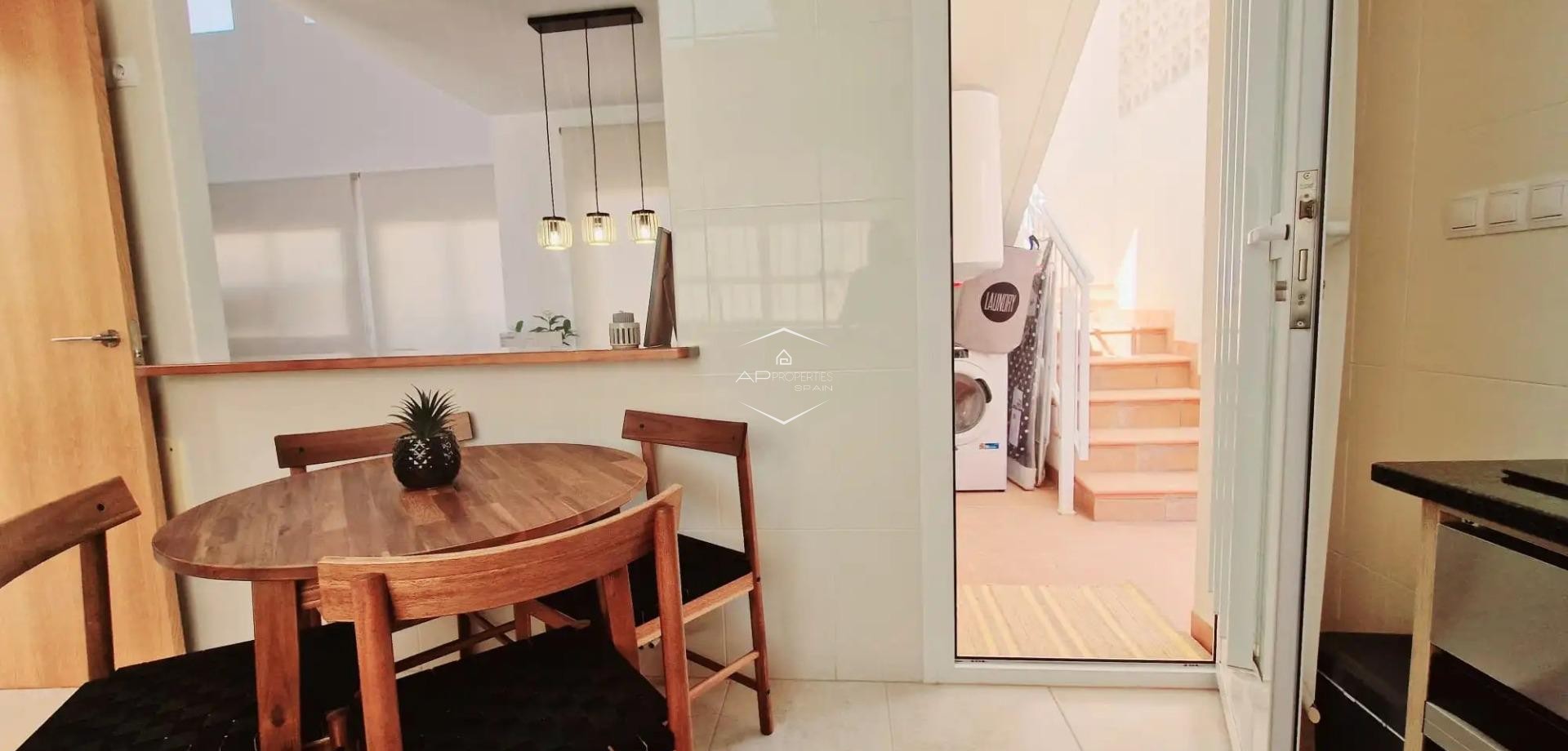 Nowy budynek - Willa - Dom wolnostojący -
Lorca - Purias