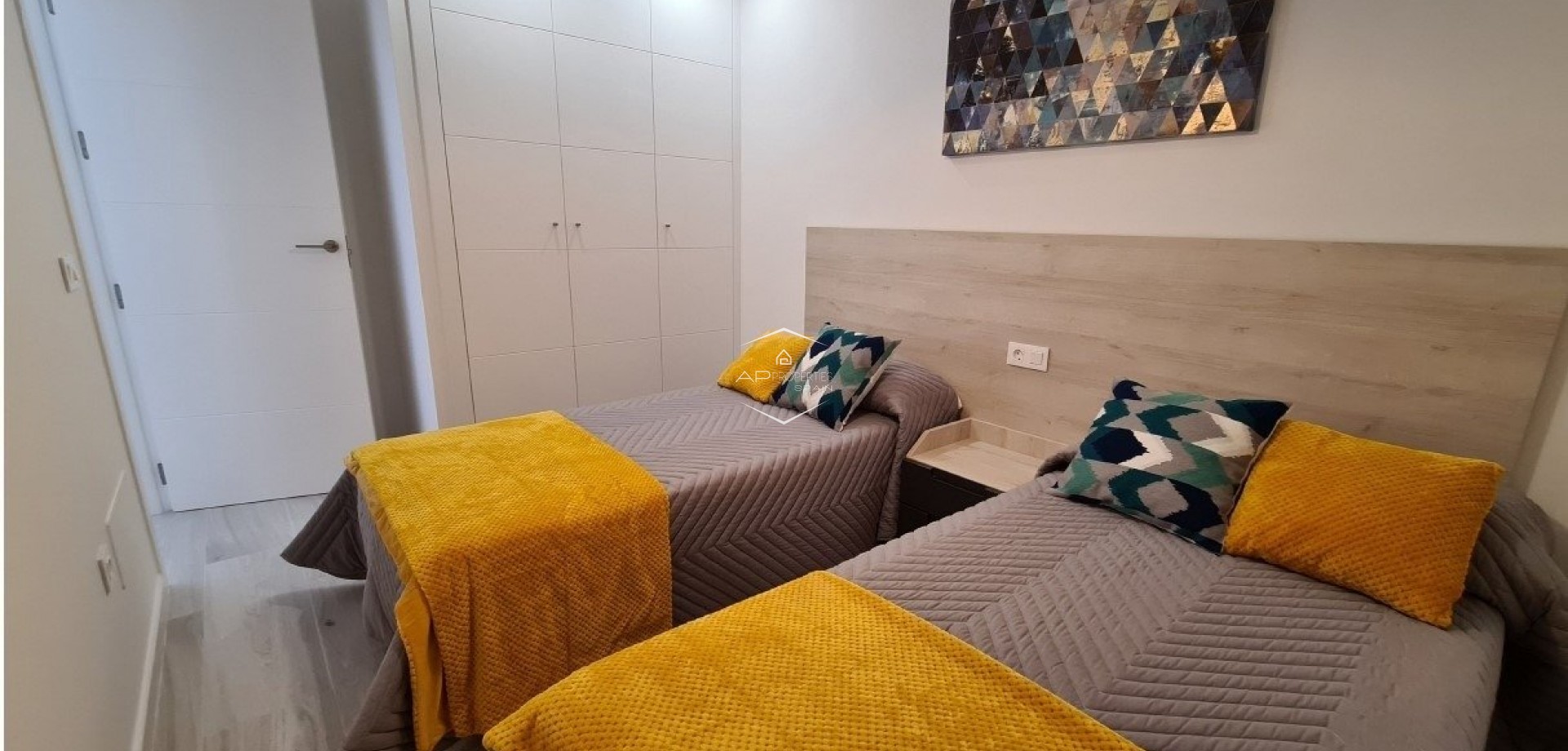 Nieuwbouw Woningen - Geschakelde woning -
Avileses