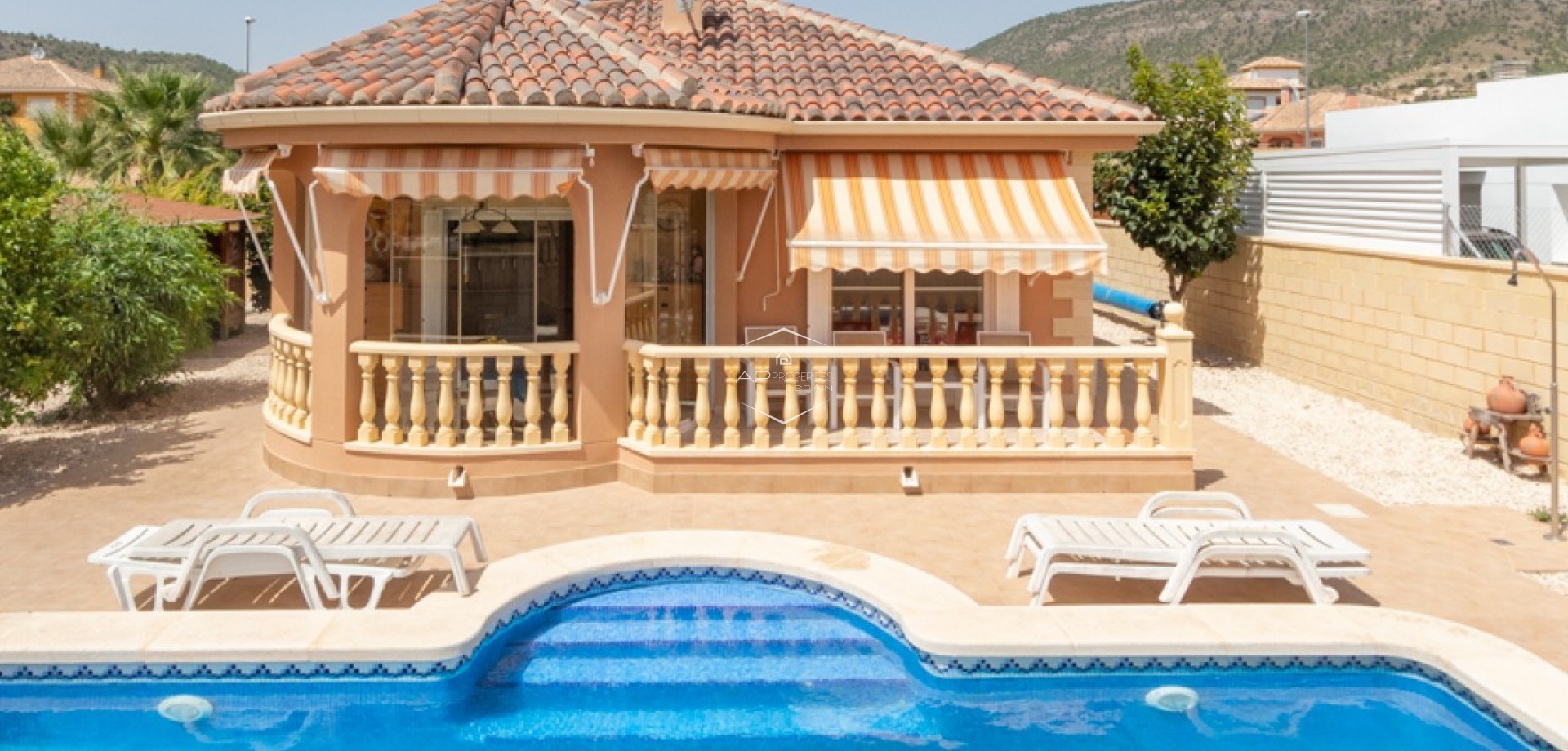 Resale - Villa - Detached -
La Romana