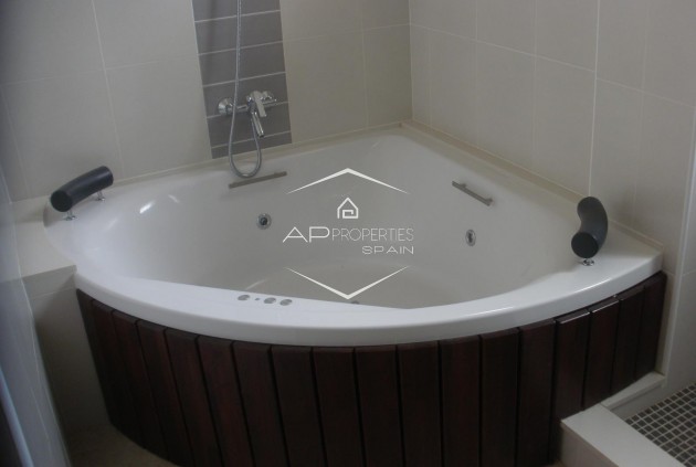 Resale - Villa - Detached -
La Romana