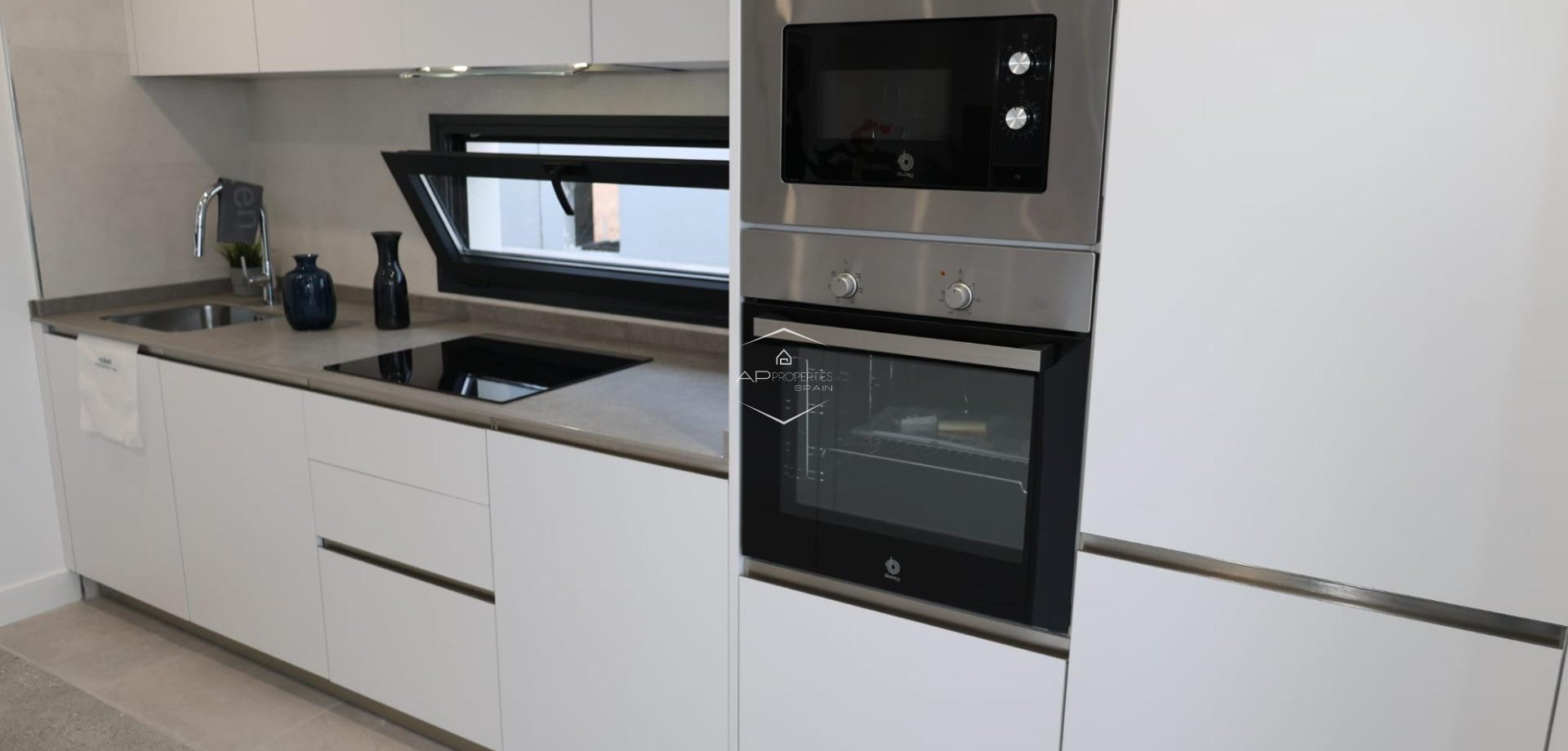 Nowy budynek - Willa - Dom wolnostojący -
Fuente Álamo - La Pinilla