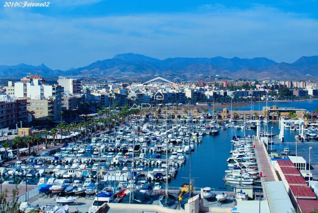 Nowy budynek - Willa - Dom wolnostojący -
Fuente Álamo - La Pinilla