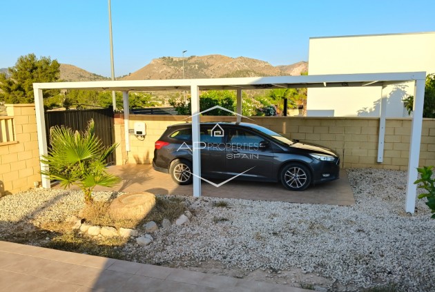 Resale - Villa - Detached -
La Romana