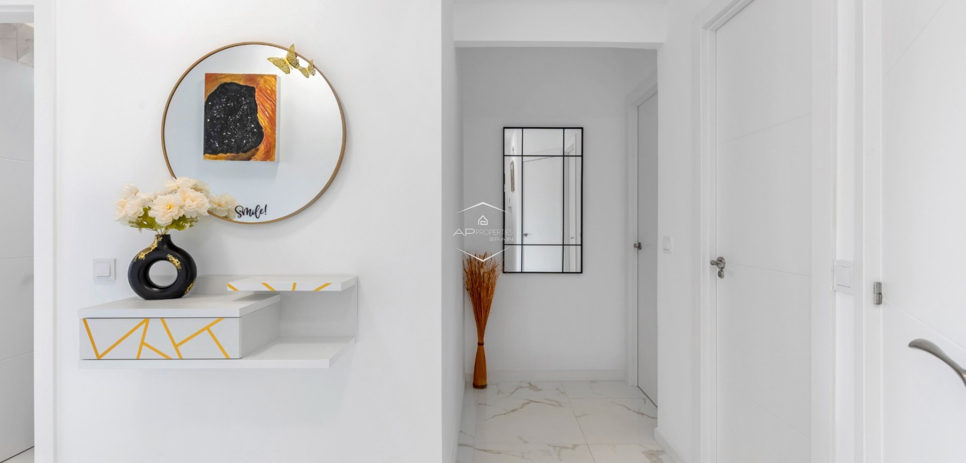 Odsprzedaż - Mieszkanie - Apartament -
Torrevieja - La Mata