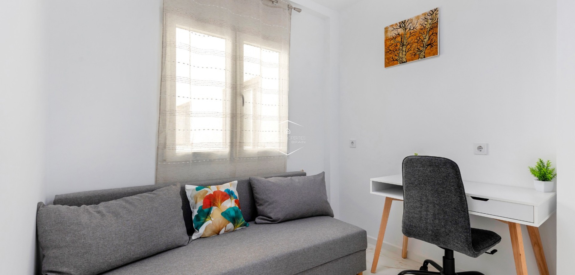 Odsprzedaż - Mieszkanie - Apartament -
Torrevieja - La Mata