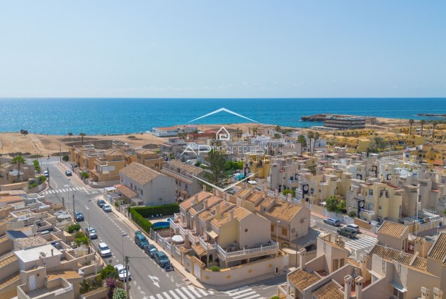 Resale - Villa - Detached -
Torrevieja - Zona los Frutales