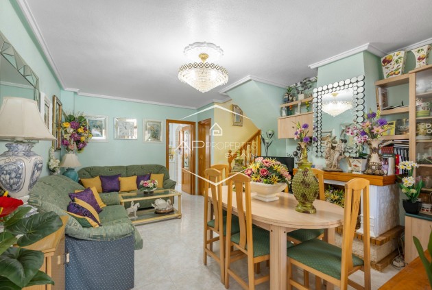 Resale - Villa - Detached -
Torrevieja - Zona los Frutales