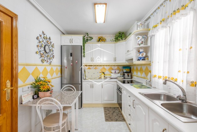 Resale - Villa - Detached -
Torrevieja - Zona los Frutales