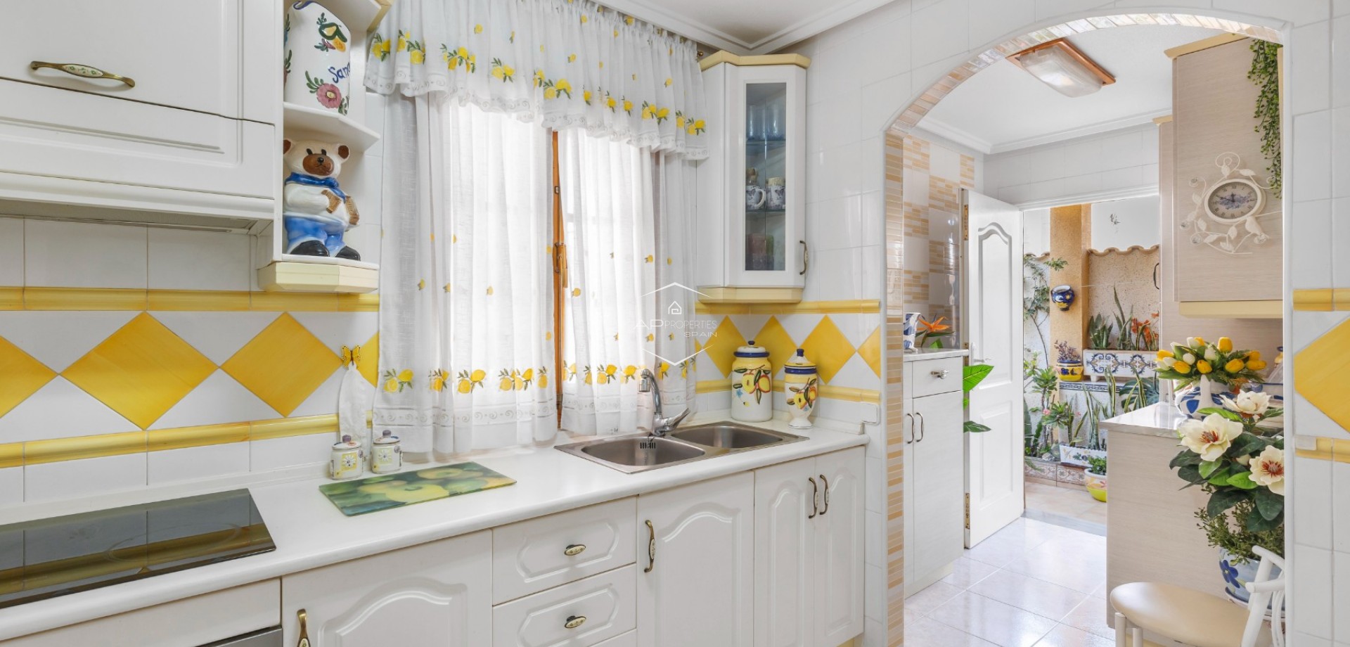 Resale - Villa - Detached -
Torrevieja - Zona los Frutales