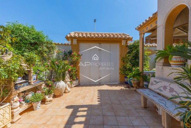 Resale - Villa - Detached -
Torrevieja - Zona los Frutales