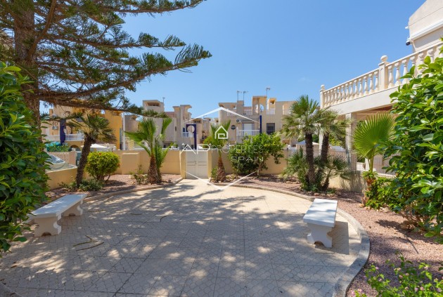 Resale - Villa - Detached -
Torrevieja - Zona los Frutales