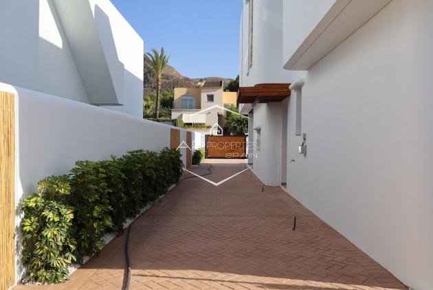 Nowy budynek - Willa - Dom wolnostojący -
Alfas del Pí - El Albir