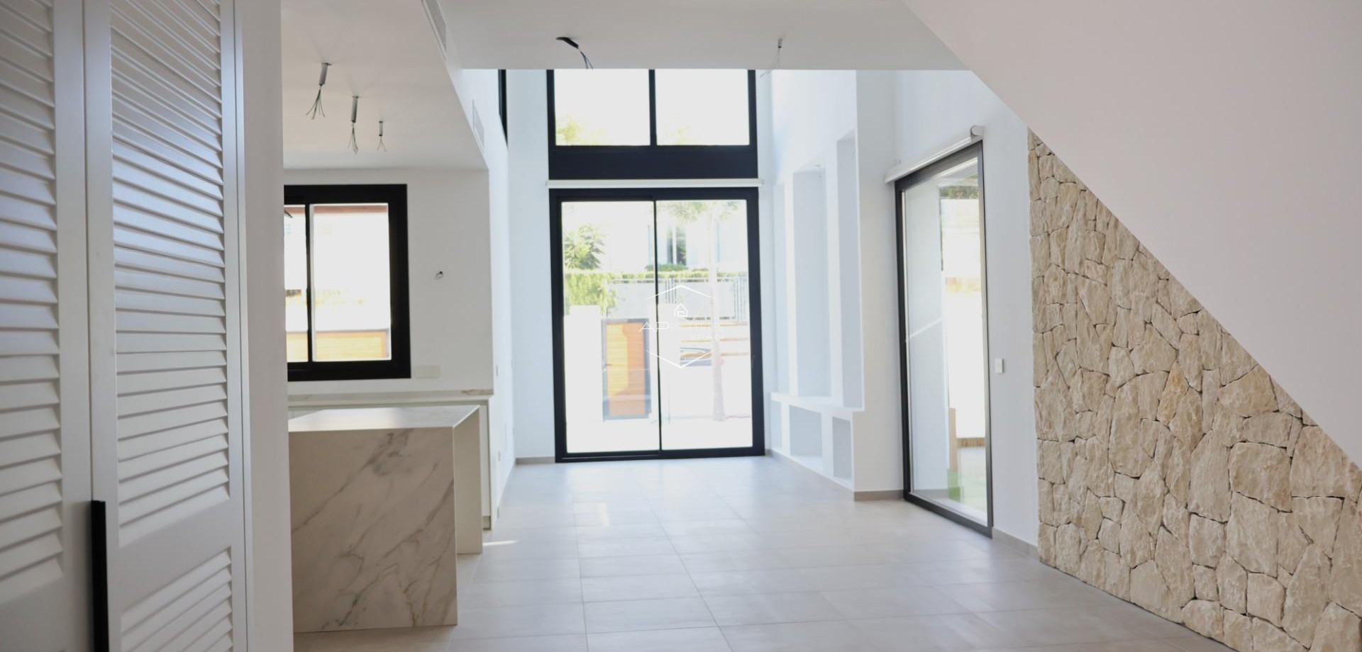 Nowy budynek - Willa - Dom wolnostojący -
Alfas del Pí - El Albir