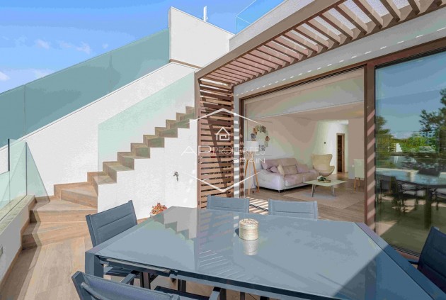 Resale - Apartment - Penthouse -
Orihuela Costa - Las Colinas Golf