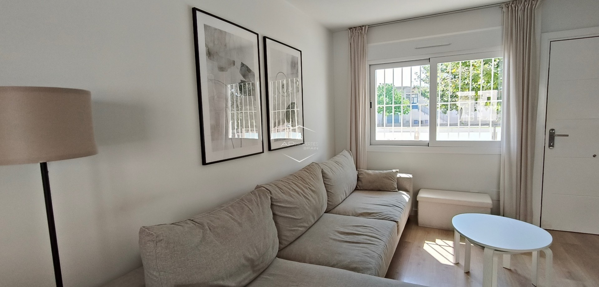 Reventa - Villa - Semi pareado -
Torrevieja