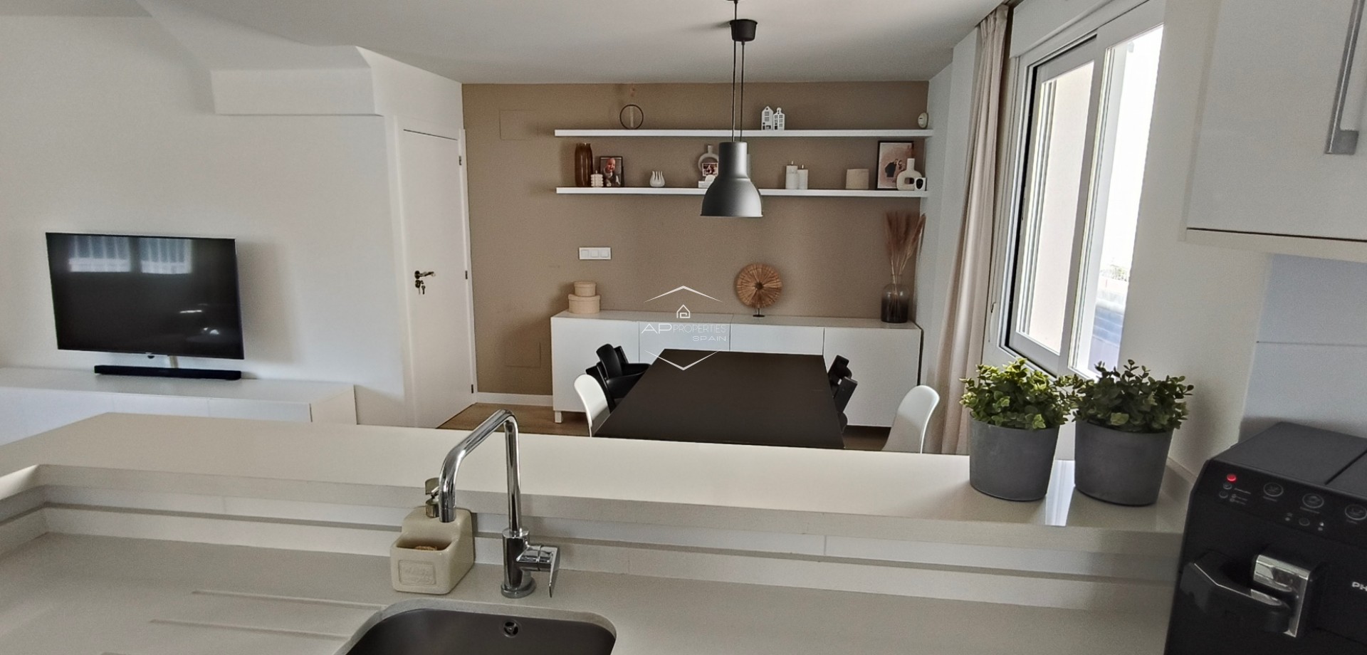 Reventa - Villa - Semi pareado -
Torrevieja