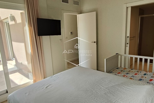 Reventa - Villa - Semi pareado -
Torrevieja