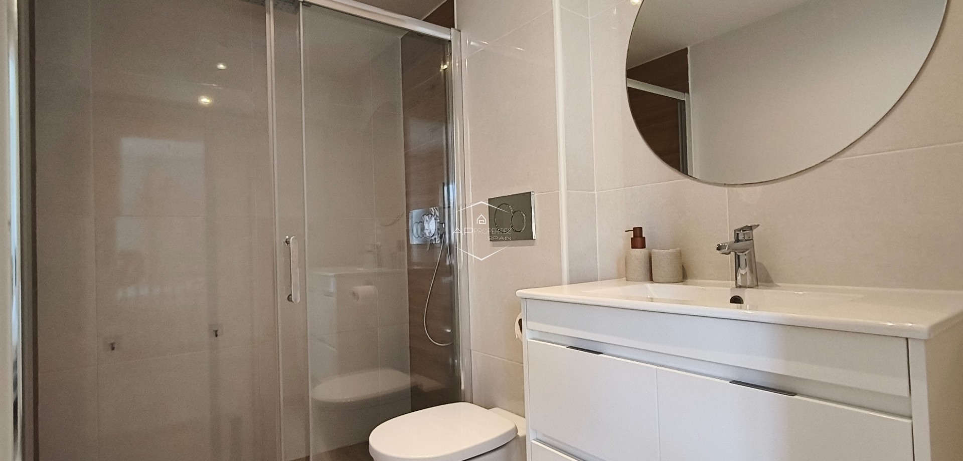 Reventa - Villa - Semi pareado -
Torrevieja