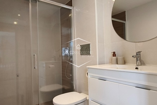 Reventa - Villa - Semi pareado -
Torrevieja