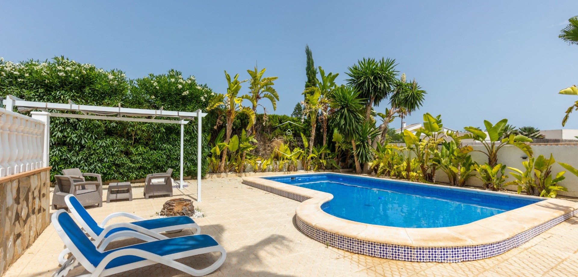 Odsprzedaż - Willa - Dom wolnostojący -
San Fulgencio