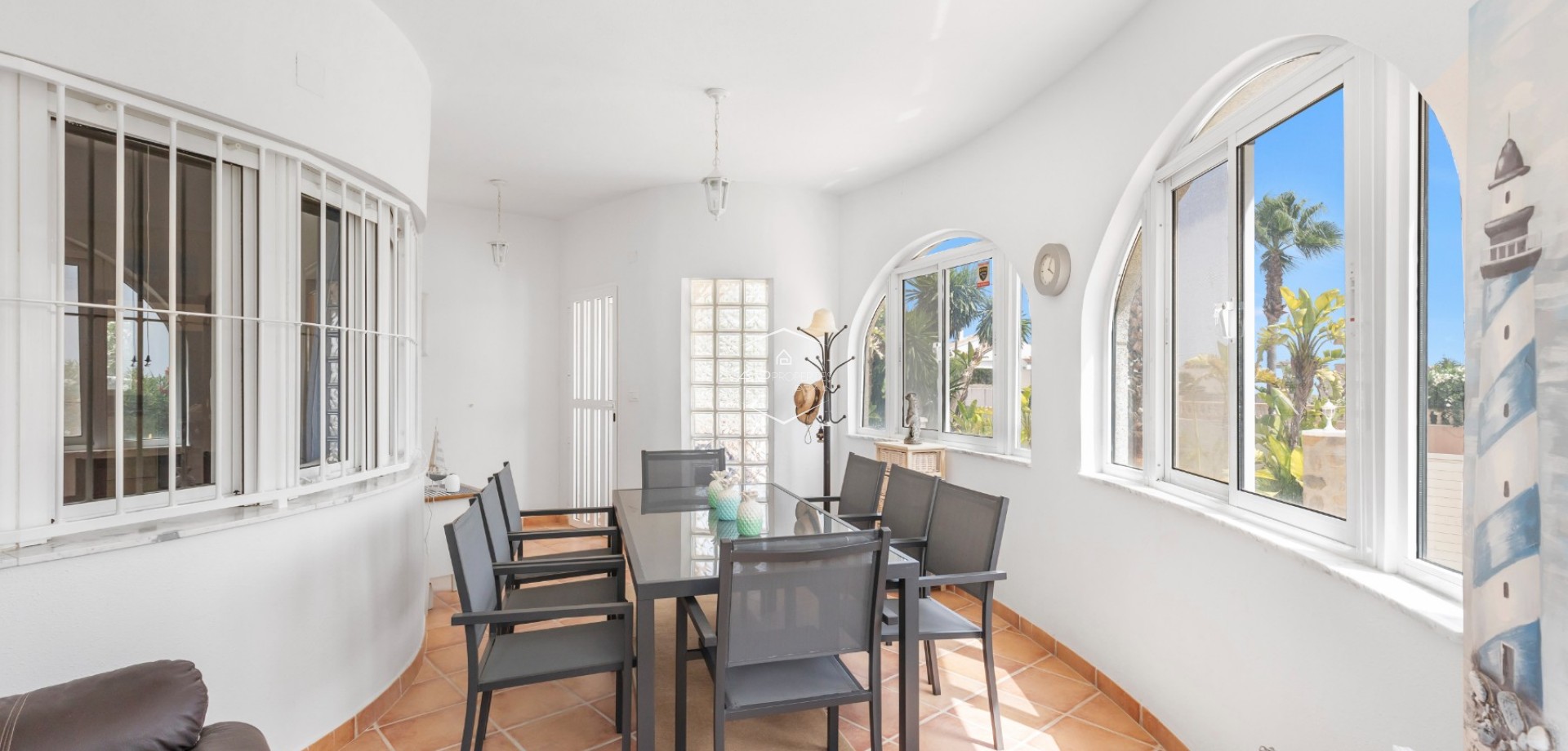 Odsprzedaż - Willa - Dom wolnostojący -
San Fulgencio