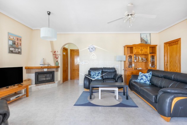 Odsprzedaż - Willa - Dom wolnostojący -
San Fulgencio