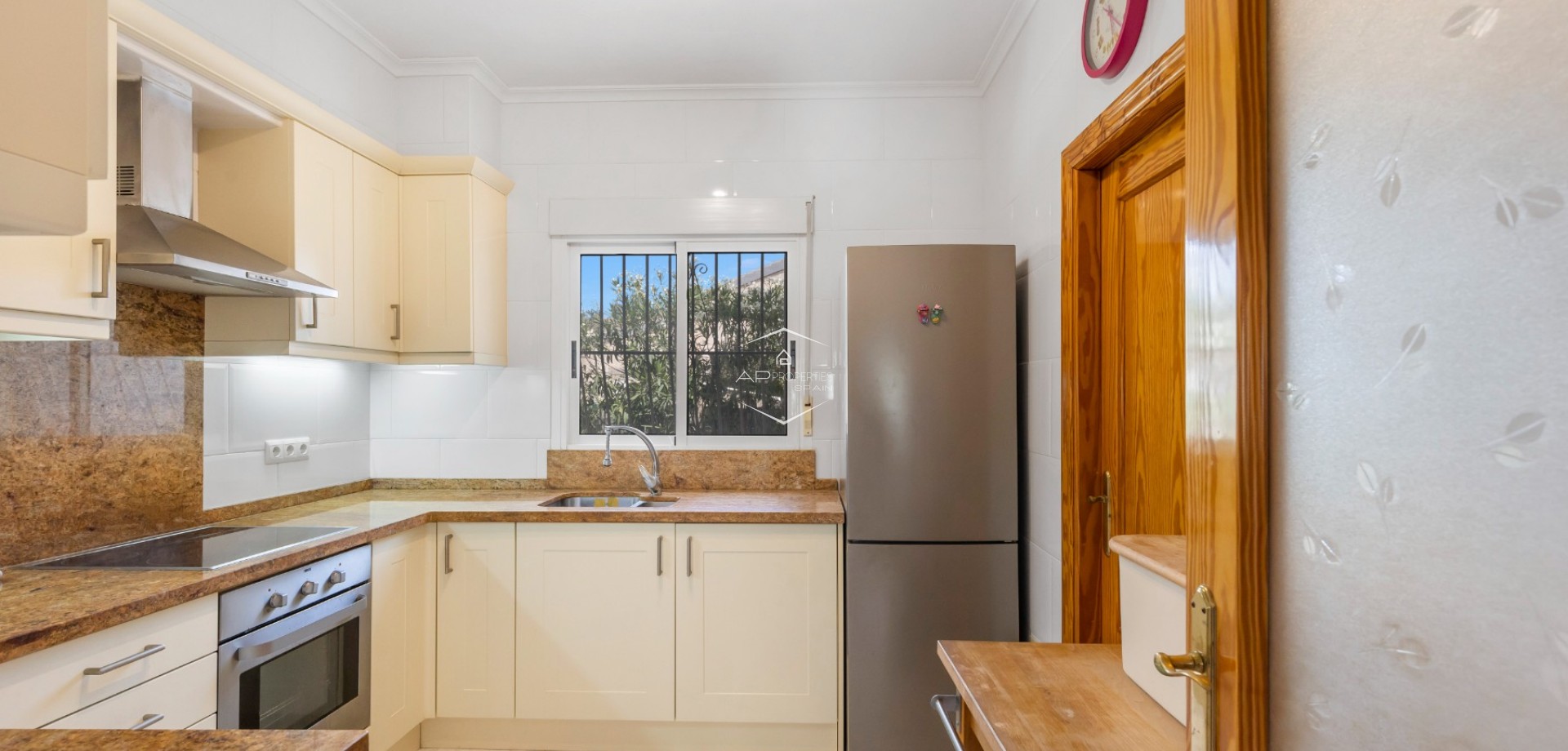 Odsprzedaż - Willa - Dom wolnostojący -
San Fulgencio