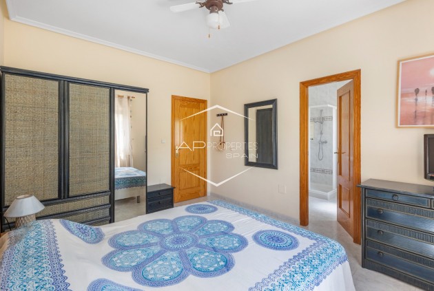 Odsprzedaż - Willa - Dom wolnostojący -
San Fulgencio