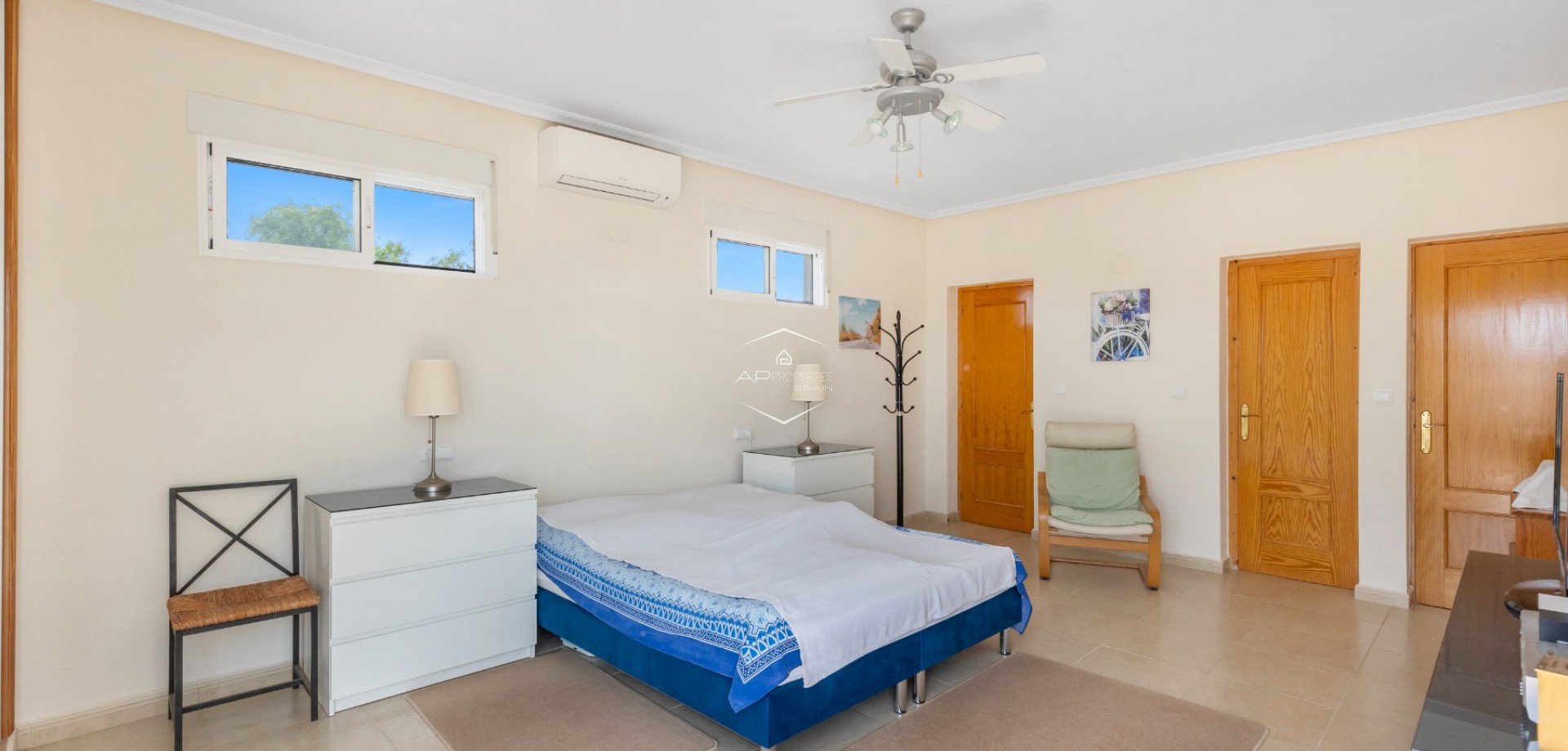 Odsprzedaż - Willa - Dom wolnostojący -
San Fulgencio