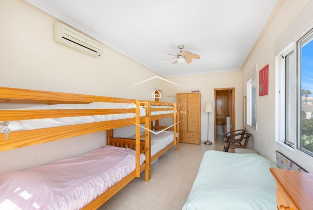 Odsprzedaż - Willa - Dom wolnostojący -
San Fulgencio