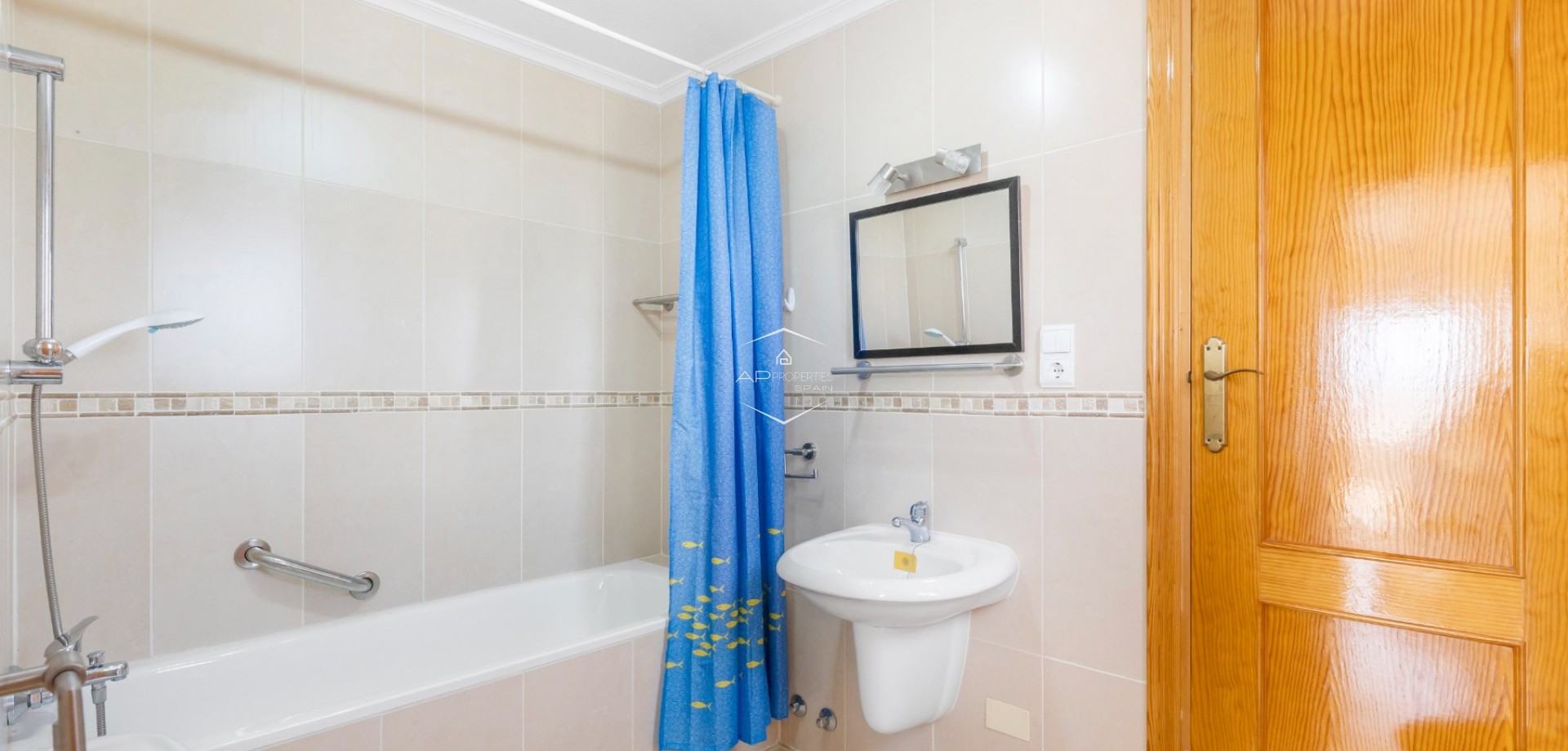 Odsprzedaż - Willa - Dom wolnostojący -
San Fulgencio