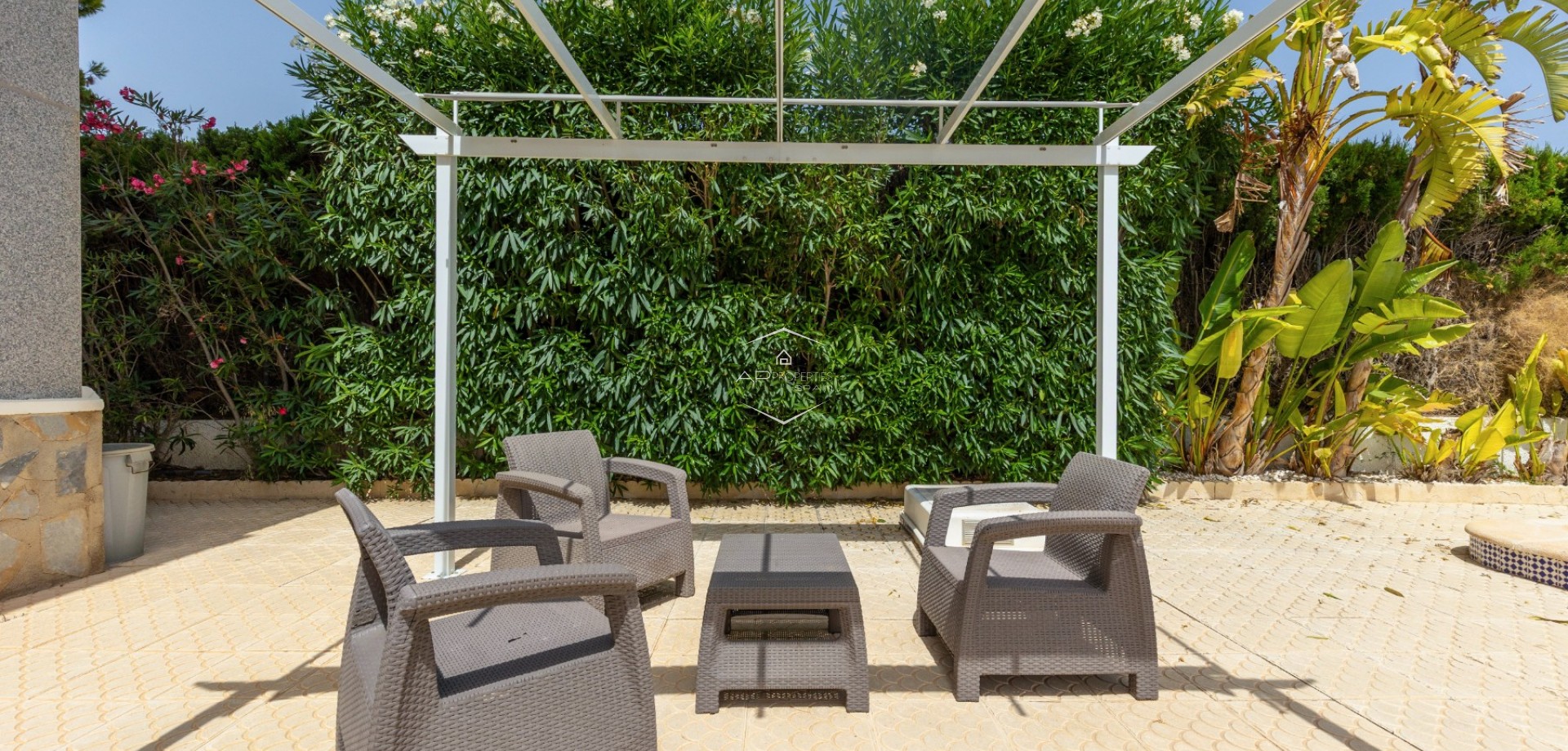 Odsprzedaż - Willa - Dom wolnostojący -
San Fulgencio