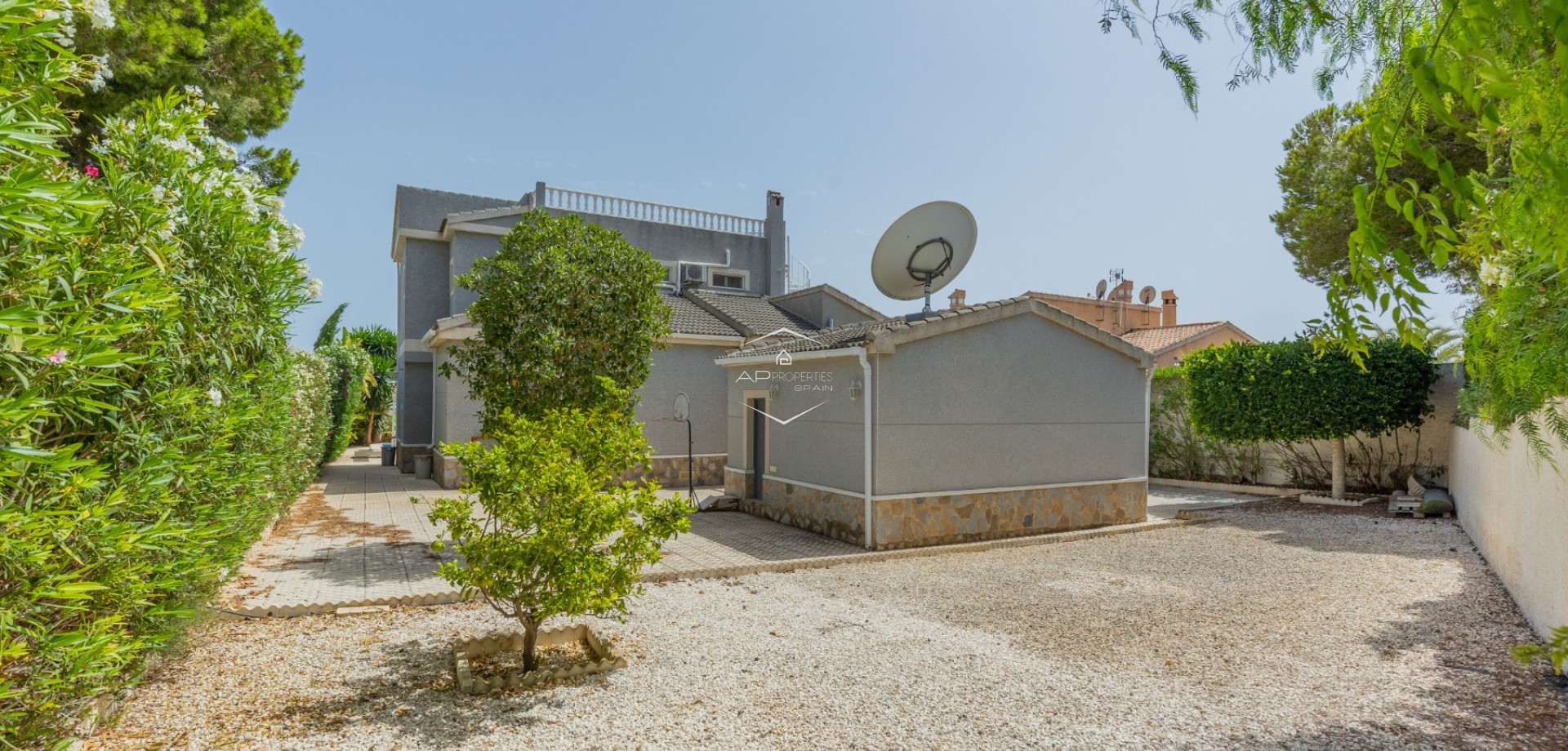 Odsprzedaż - Willa - Dom wolnostojący -
San Fulgencio