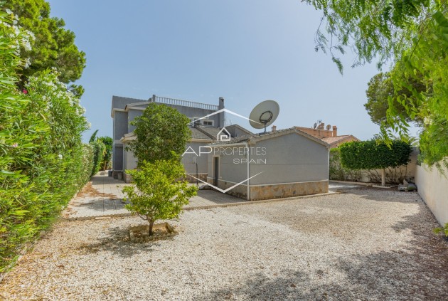 Odsprzedaż - Willa - Dom wolnostojący -
San Fulgencio