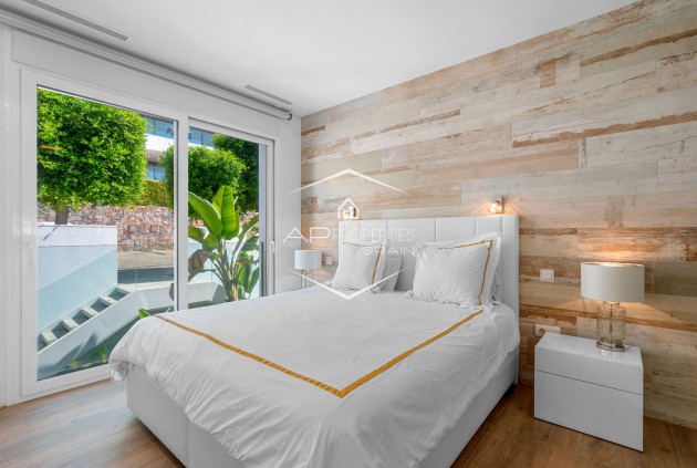 Resale - Apartment - Penthouse -
Orihuela Costa - Las Colinas Golf