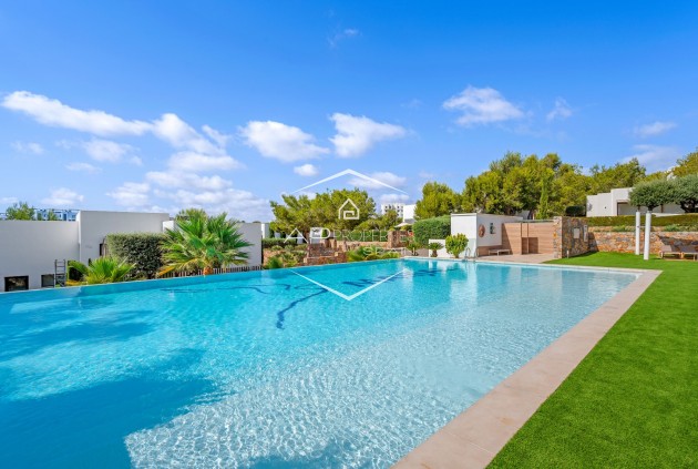 Resale - Apartment - Penthouse -
Orihuela Costa - Las Colinas Golf