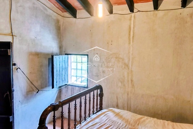 Herverkoop - Finca -
La Romana