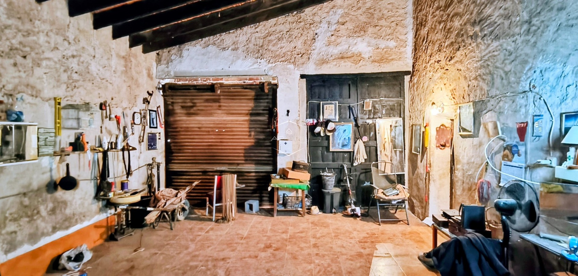 Herverkoop - Finca -
La Romana