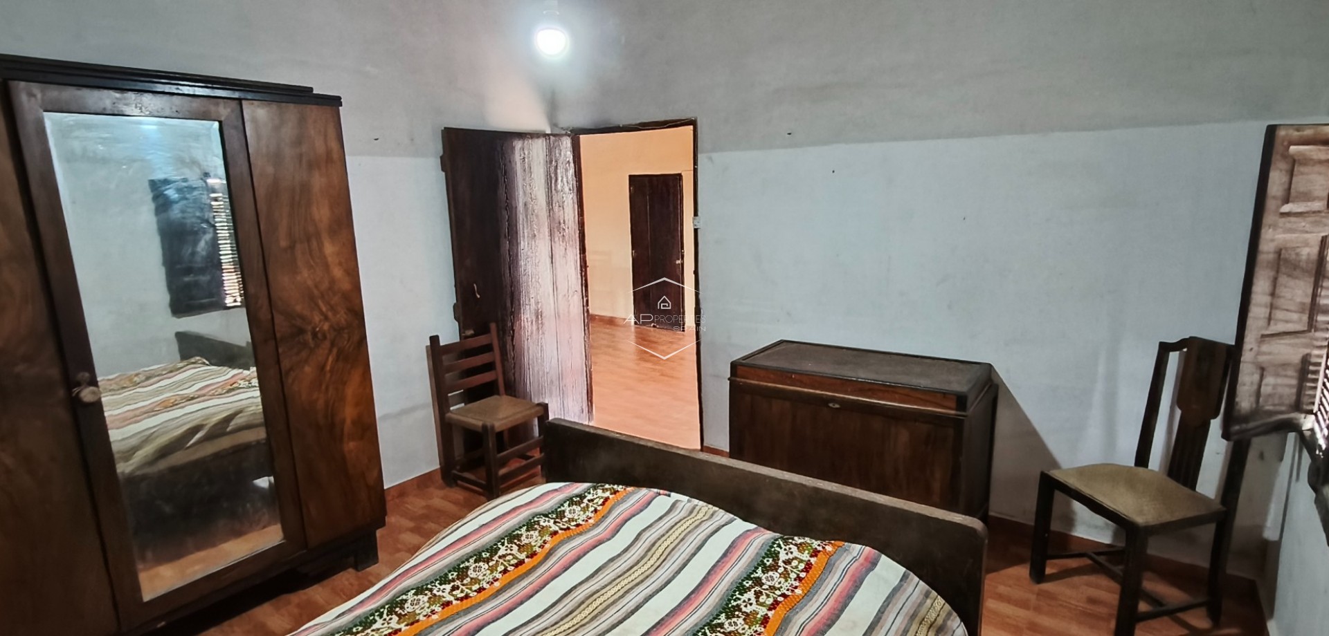 Herverkoop - Finca -
La Romana