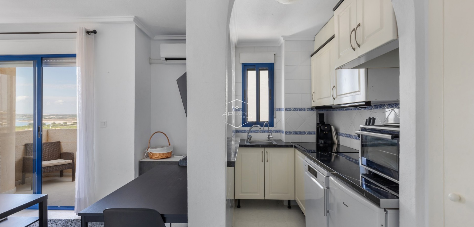 Herverkoop - Appartement- flat -
Torrevieja - Torreblanca