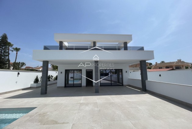 Nowy budynek - Willa - Dom wolnostojący -
Rojales - Ciudad Quesada