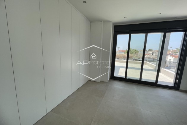 Nowy budynek - Willa - Dom wolnostojący -
Rojales - Ciudad Quesada