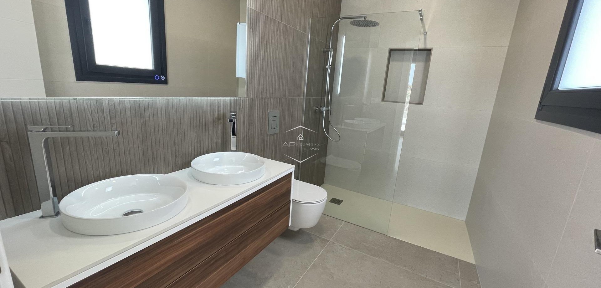 Nowy budynek - Willa - Dom wolnostojący -
Rojales - Ciudad Quesada