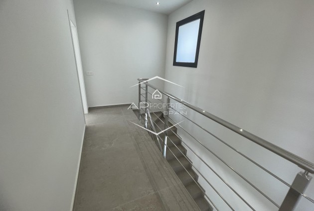 Nowy budynek - Willa - Dom wolnostojący -
Rojales - Ciudad Quesada