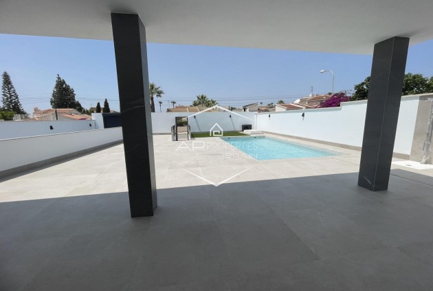 Nowy budynek - Willa - Dom wolnostojący -
Rojales - Ciudad Quesada